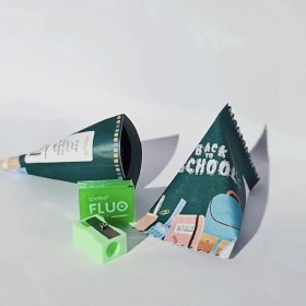 أكياس ورقية بأحجام مختلفه